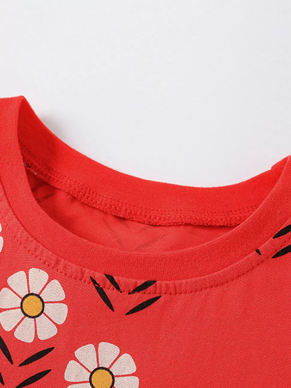 daisy_red_dress_3.webp New Origami Doll Daisy Red Dress