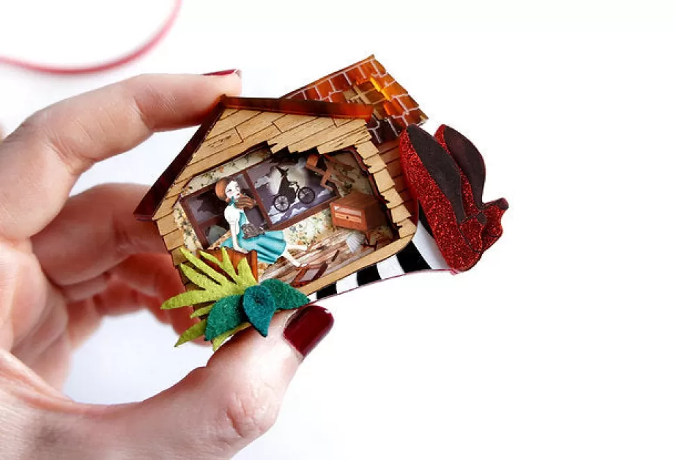 Cheap Origami Doll The Wizard of Oz Necklace Brooch by Laliblue (pre order)